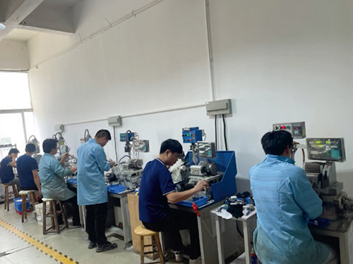 皮具定制厂家-厂房车间